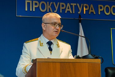 Сергей Грачев: «Деятельность прокуратуры области заслуживает признания и уважения»